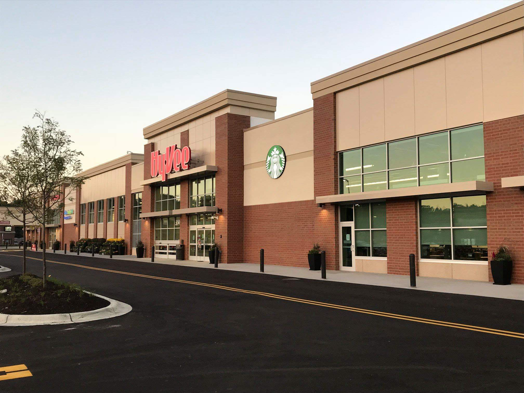 Hy-Vee 1